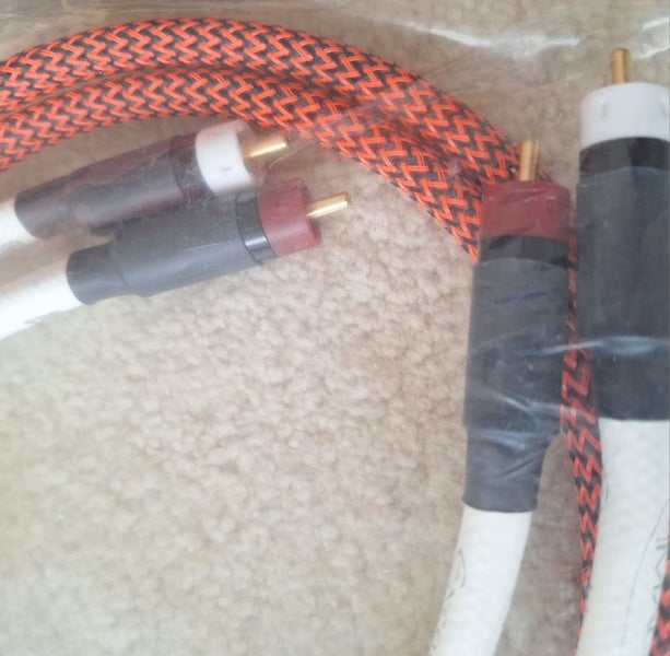 Audio Magic Excalibur SHD RCA Carousel 3
