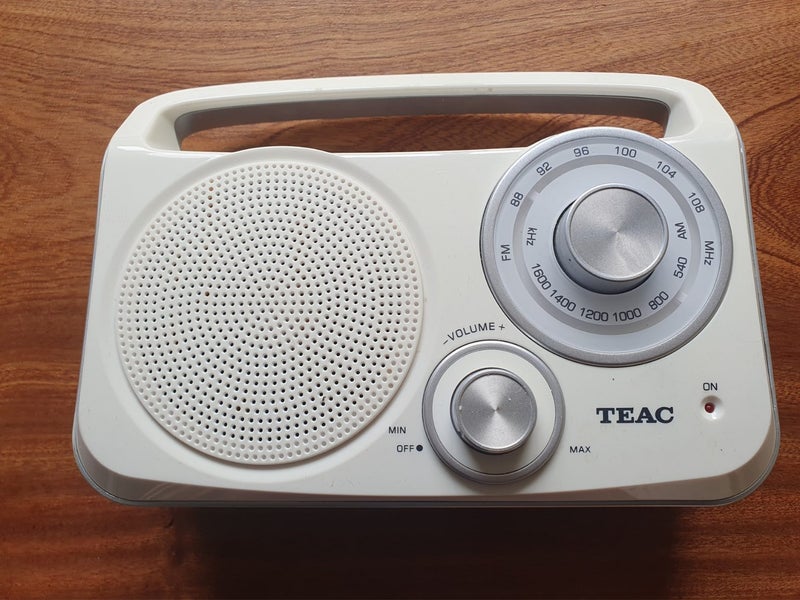 TEAC FM/AM Portable Radio, PR- 300 with Auxiliary input- choice of black/ white Carousel 1