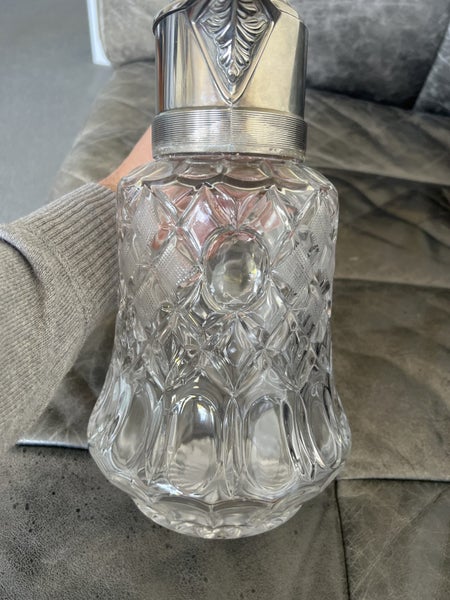 Stunning crystal water carafe/ jug Carousel 2