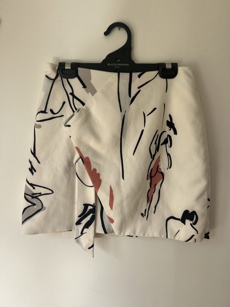 Stylestalker Skirt Carousel 1