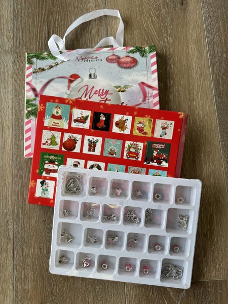 Kids Christmas Gift Countdown Advent Calendar DIY Making Bracelet Carousel 2