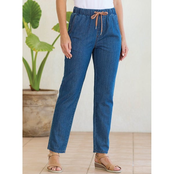 Value Deal - Size 10 - Jeans, Pants & Tee Carousel 3