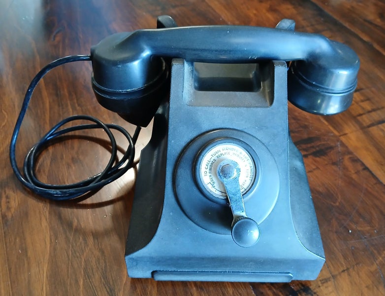 VINTAGE NZ POST OFFICE - Black Bakelite - Crank Party Line Carousel 2