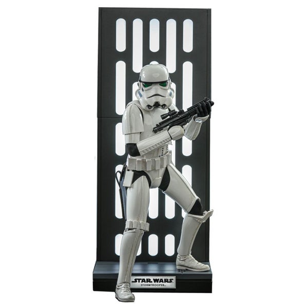 Star Wars Stormtrooper w/ Death Star Environment 1:6 Figure Carousel 1
