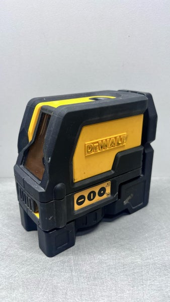DeWalt Red Laser Level Cross Line and Plumb Dot Carousel 2