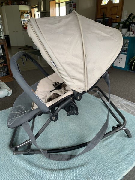 Baby Rocker/Bouncer Carousel 2