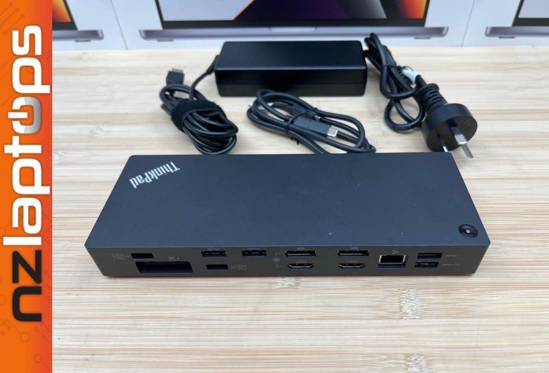 Lenovo Thunderbolt 3 USB-C Dock Gen2 +135W Adapter Carousel 1