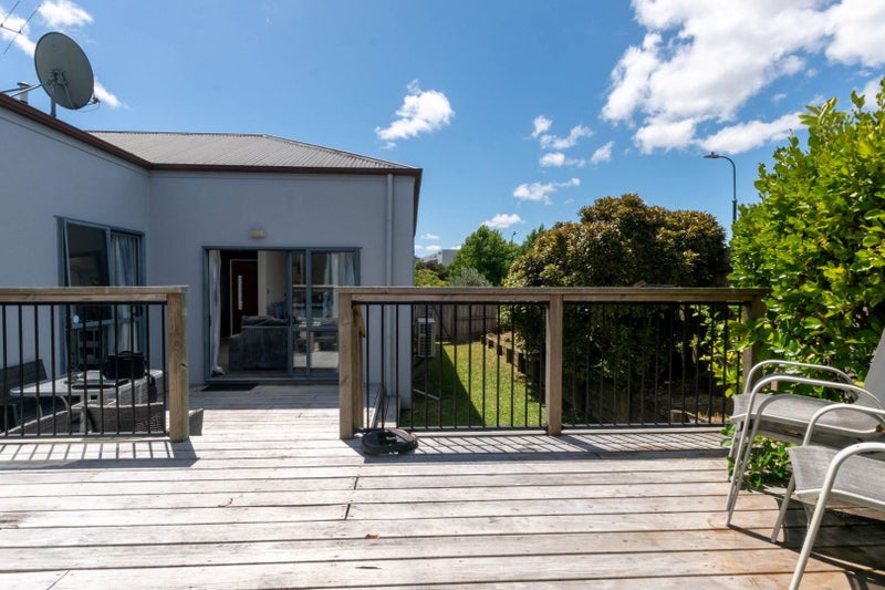 1 Pyrite Street, Westgate, Waitakere City, Auckland