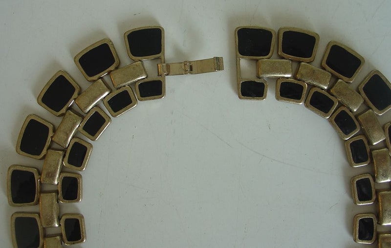 Vintage Mid Century Black Enamel Necklace Carousel 2