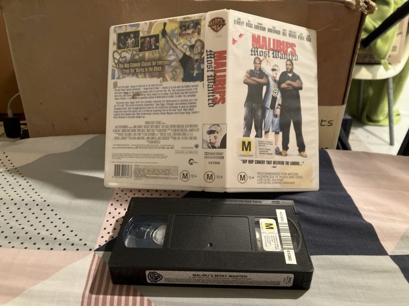 Malibu's Most Wanted (2003) VHS Carousel 1