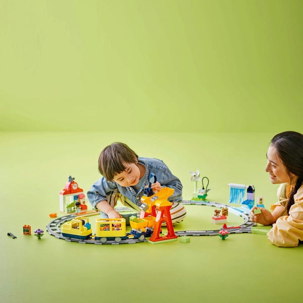 LEGO DUPLO: Big Interactive Community Train - (10428) Carousel 2
