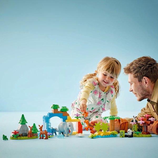 LEGO DUPLO: 3-In-1 Wild Animal Families - (10446) Carousel 2