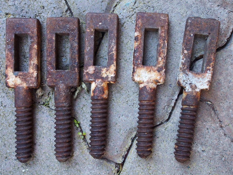 Scaffold Eye Bolts for Painter's Brackets Carousel 4