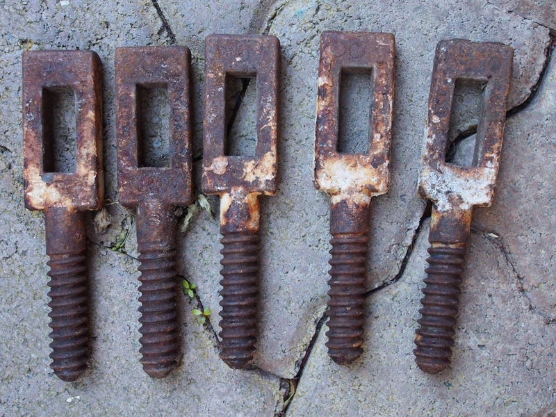 Scaffold Eye Bolts for Painter's Brackets Carousel 1