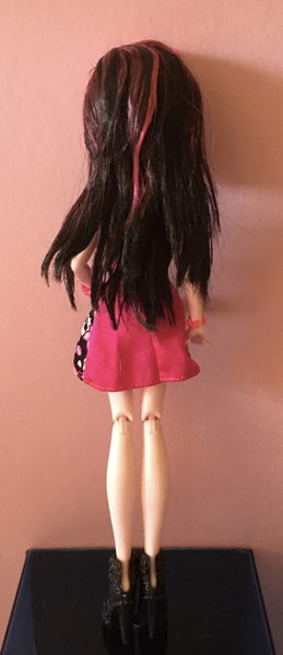 Monster High Draculaura doll Carousel 15