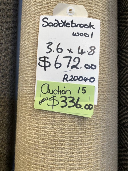 Auction 15 -3.60 x 4.80 metres pure wool, loop pile carpet Carousel 1