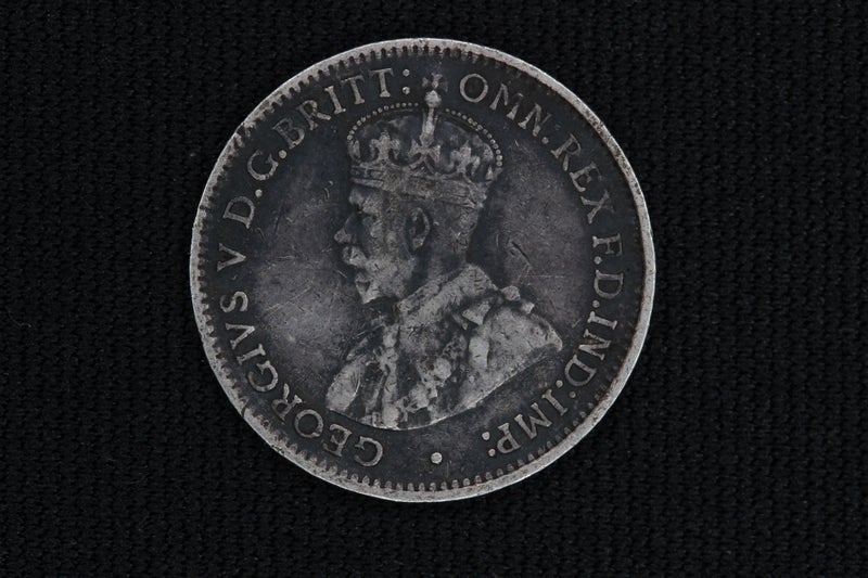 AUSTRALIA 1921 Silver Threepence 3d Coin - VF Carousel 2