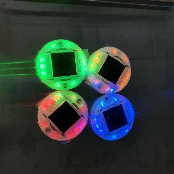 Round Solar LED Road Stud IP68 Waterproof 1200mAH Carousel 10