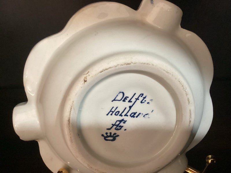 Vintage Delft ashtray Carousel 5