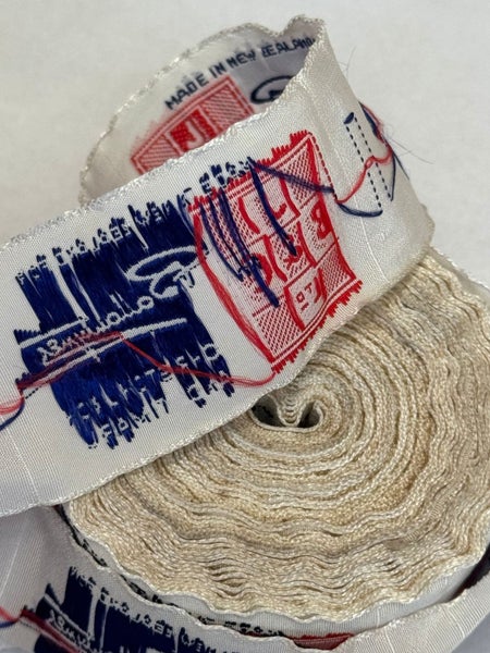 Vintage New Zealand Clothing Label Ballantynes - Sold By The Metre Carousel 3