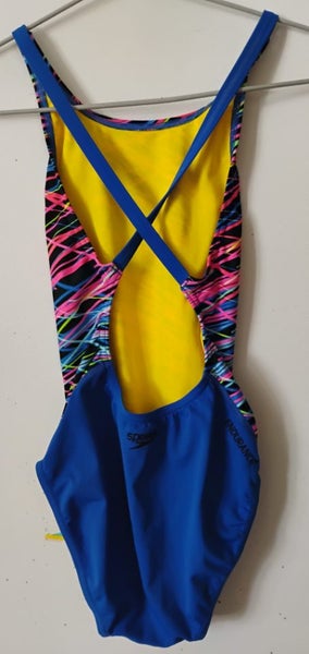 Speedo swimsuit size 14 years Carousel 2