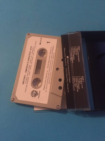 America: History - America's Greatest Hits (Cassette) Carousel 3