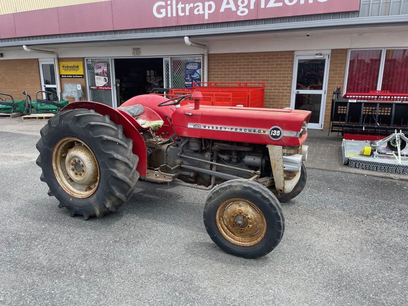 1970 Massey Ferguson 135 Carousel 1