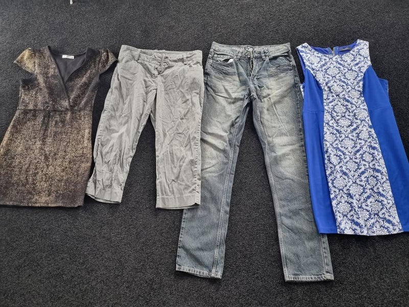 Women's clothing - size 12 - lot 4 Carousel 1