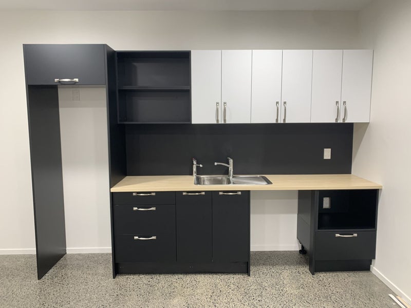 Italian Made Black matte kitchenette with Black Matte bodies Carousel 1