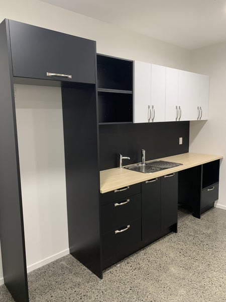Italian Made Black matte kitchenette with Black Matte bodies Carousel 2