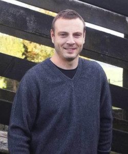 Possum Merino Classic V-Neck Jumper Carousel 2