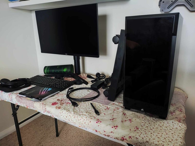 Ryzen 7 Gaming PC with RTX 3070 and 144Hz LG Monitor Carousel 9