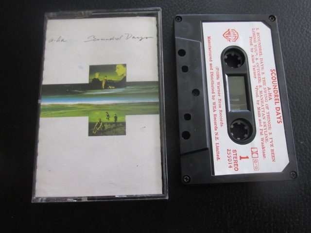 AHA - SCOUNDREL DAYS 1986 NZ WEA Carousel 1
