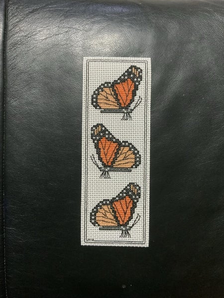 “Butterflies” - cross-stitch bookmarks Carousel 1