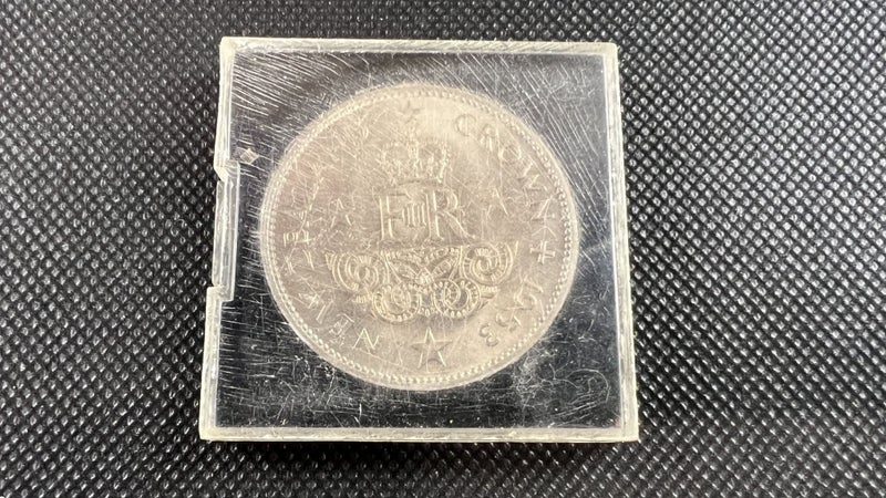 1953 New Zealand Crown Coin - Uncirculated With Case - Lot Y731 Carousel 3
