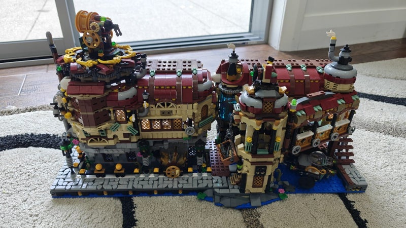 Steampunk Train Station MOC 3436pcs Advanced Build Carousel 2