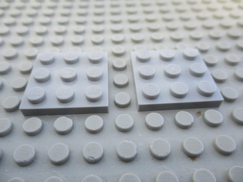 3x3 Light Grey Plates x 2 Carousel 1