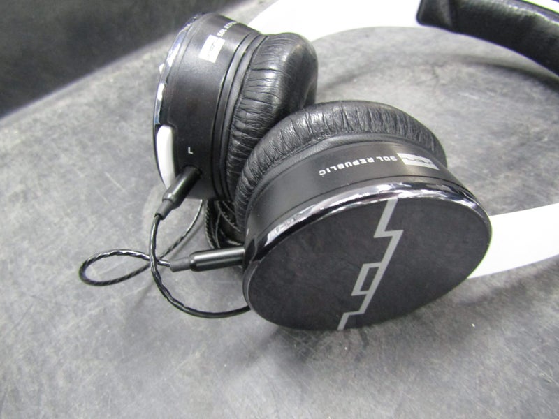 HEADPHONES SOL REPUBLIC B16131866-4 Carousel 2