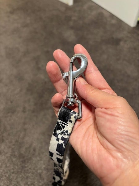 $1 reserve dog leash suitable for small to medium sized dog or puppy Carousel 2