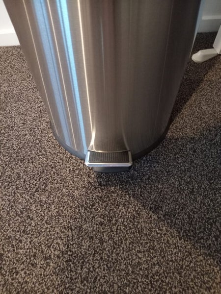 Pedal Bin ?30 Litres Carousel 2