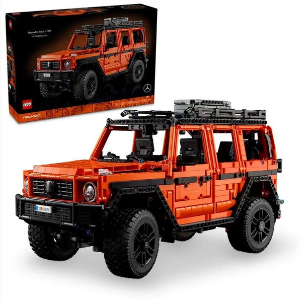 LEGO Technic 42177 Mercedes-Benz G 500 PROFESSIONAL Line Carousel 1