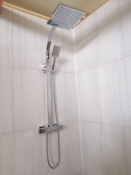 Shower Slide Combo with Mixer in Chrome Colour Carousel 1