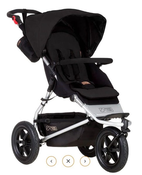 Mountain Buggy Plus one model lots of extras included + capsule & base Carousel 1