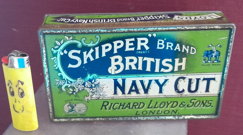 TOBACCO TIN SKIPPER BRAND BRITISH NAVY CUT. Carousel 1
