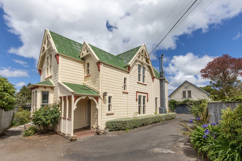 Image 1 of 21