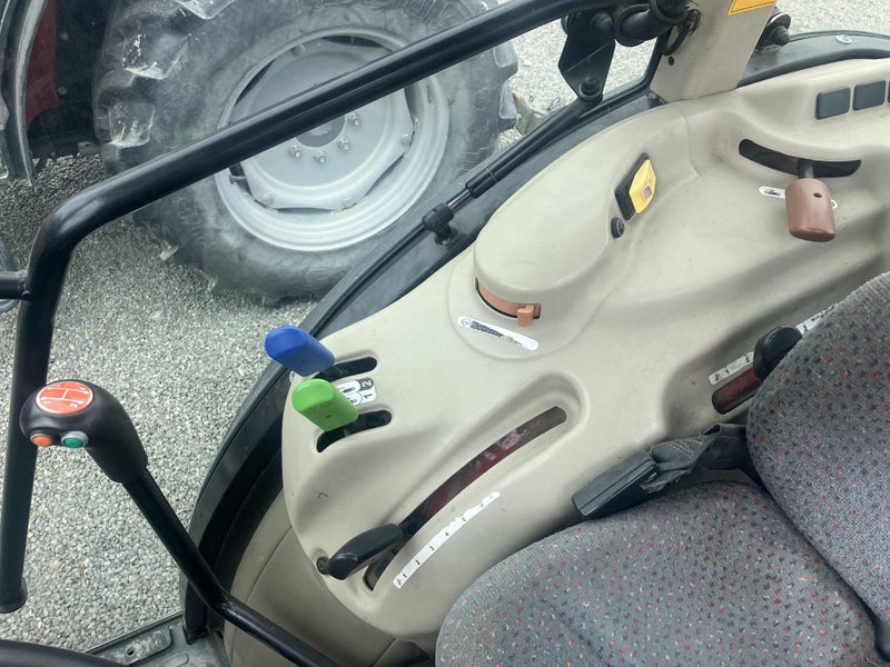 2017 Massey Ferguson 3640V Carousel 5