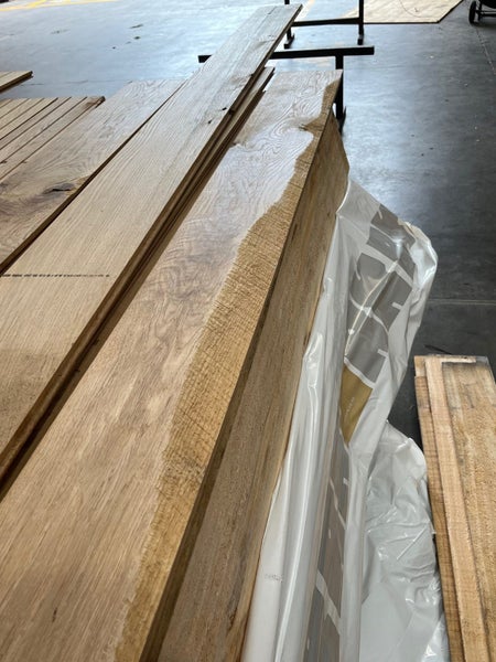 American White Oak, Feature Grade, KD, T&G Flooring (seconds) 318 lineal metres Carousel 1