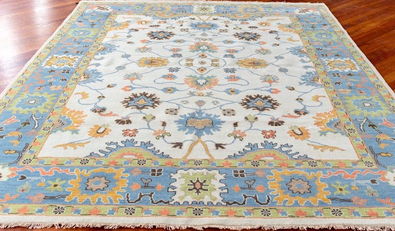 Oriental Hand-Knotted Wool Rug (Size - 270 X 380 CM) Carousel 1
