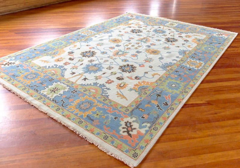 Oriental Hand-Knotted Wool Rug (Size - 270 X 380 CM) Carousel 2