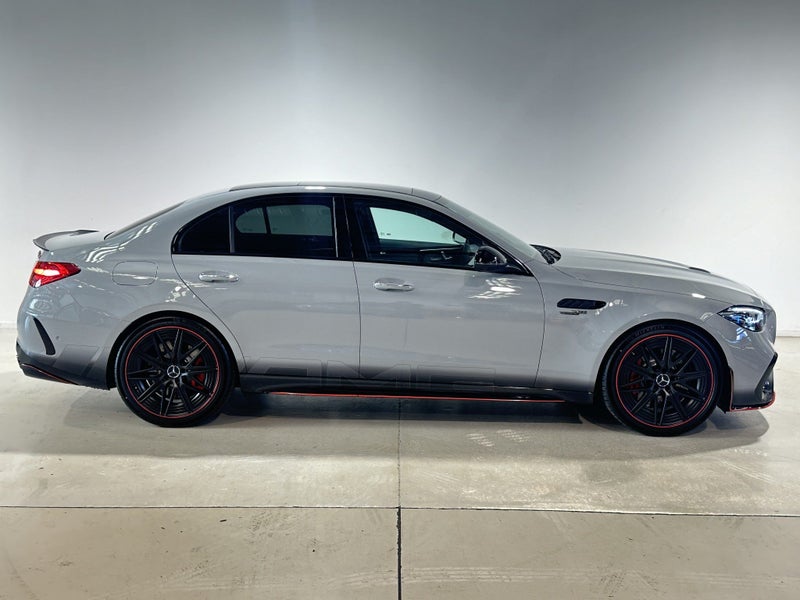 2024 Mercedes-Benz C 63 S MERCEDES-AMG C 63 S E...62854324690050111